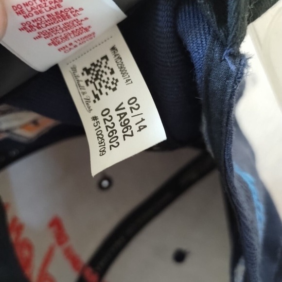 Mitchell & Ness Navy and Blue Oklahoma City Thunder Hat - Picture 12 of 15